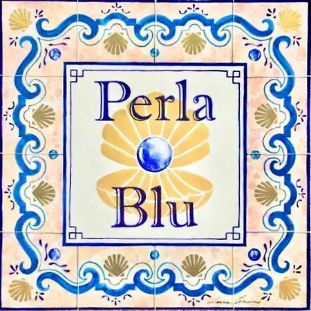 アパート Perla Blu チェファル